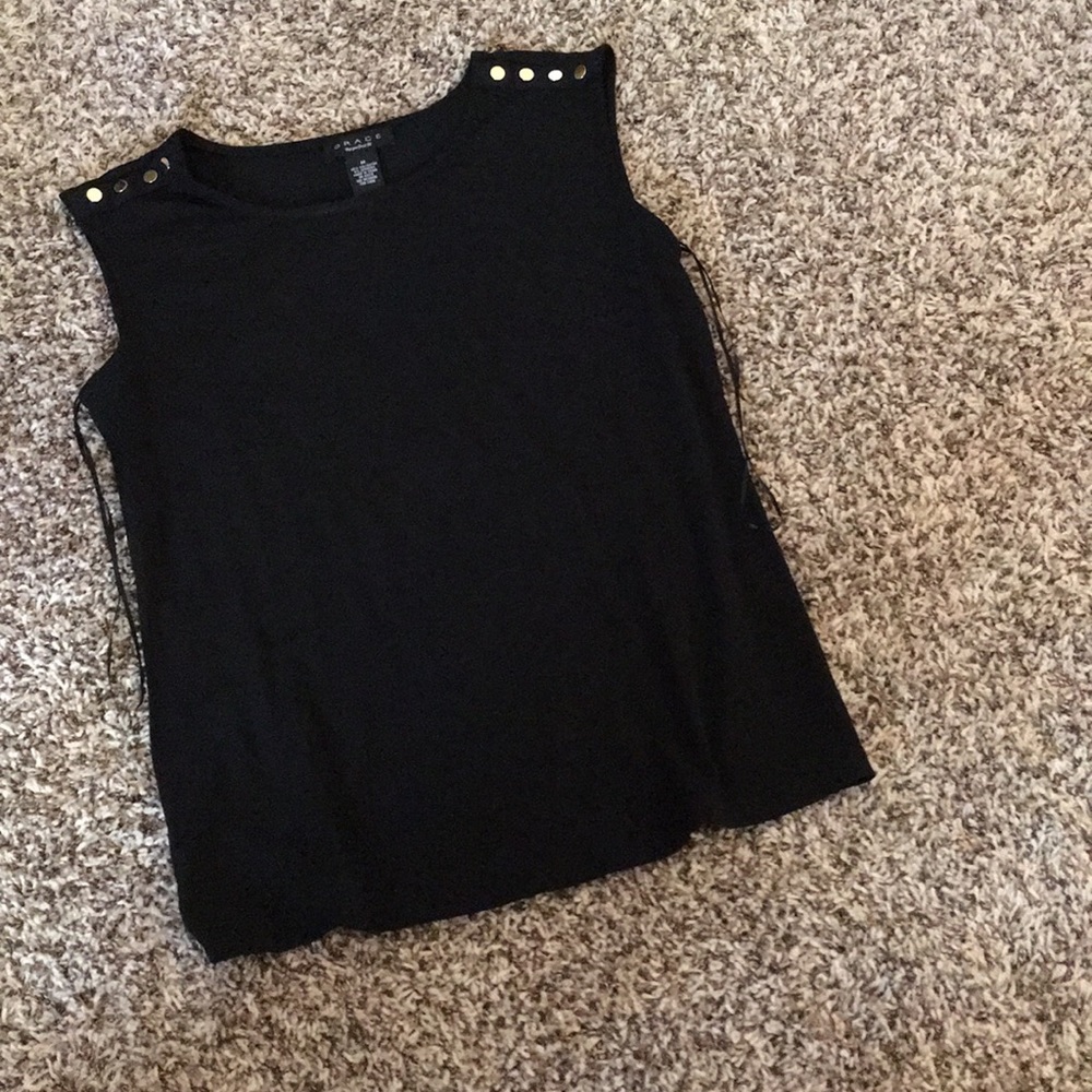 Women’s workwear crop top